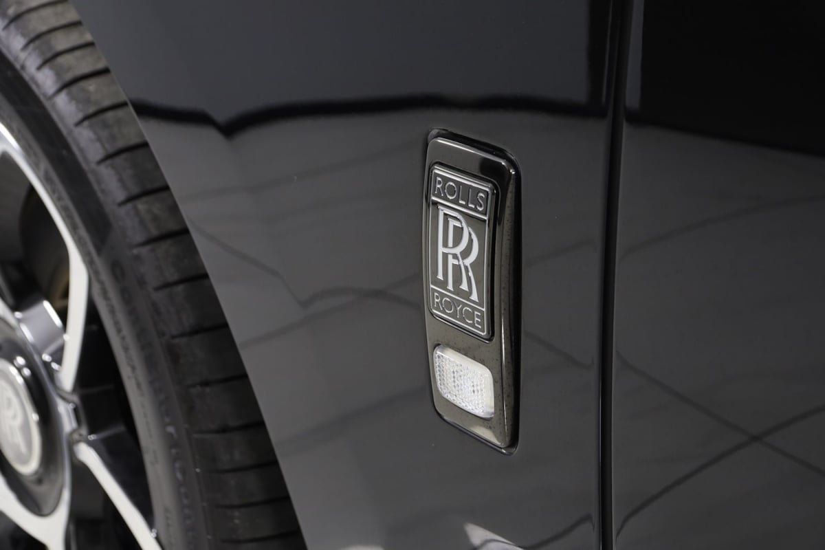 Used 2024 Rolls-Royce Cullinan Black Badge AWD/4WD image 43
