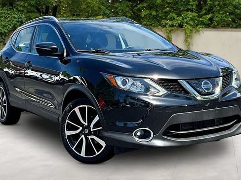 Used 2019 Nissan Rogue Sport SL w/ Premium Package AWD/4WD image 3