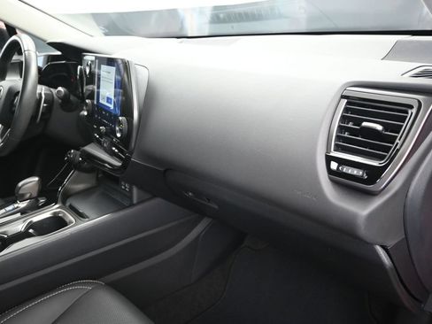 Used 2024 Lexus NX 250 FWD w/ Towing Package (2000 Lbs) image 24