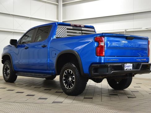 Used 2022 Chevrolet Silverado 1500 ZR2 w/ Technology Package AWD/4WD image 6