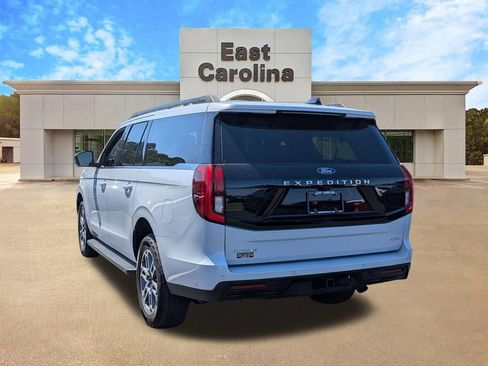 Used 2025 Ford Expedition Max Active AWD/4WD image 5