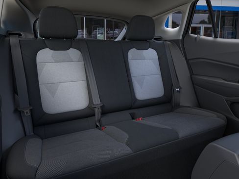 New 2026 Chevrolet Trax LS w/ LS Convenience Package FWD image 41