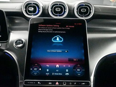 Used 2026 Mercedes-Benz GLC 300 GLC 300 image 11