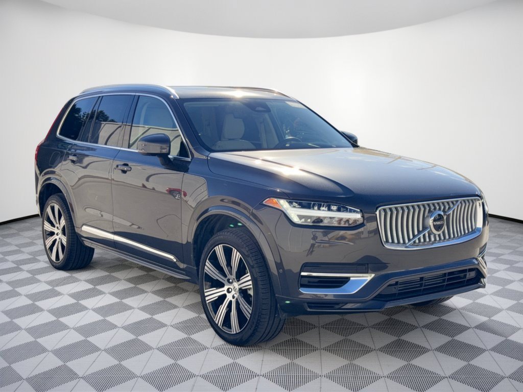 Certified 2025 Volvo XC90 T8 Ultra w/ Lounge Package AWD/4WD image 7