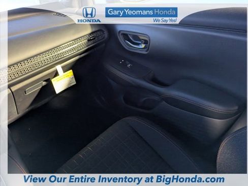 New 2026 Honda HR-V Sport image 17