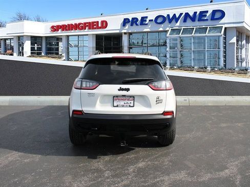 Used 2022 Jeep Cherokee Latitude image 5