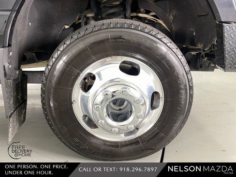 Used 2022 Ford F350 Lariat w/ Lariat Value Package image 14