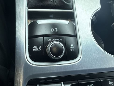 Used 2022 Kia Stinger GT1 image 28