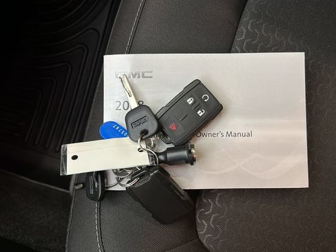Used 2018 GMC Canyon SLE AWD/4WD image 31