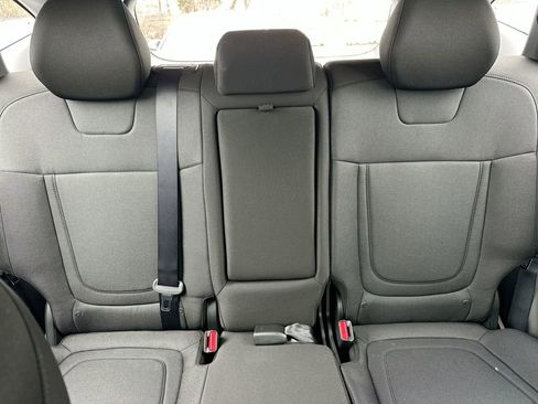 Used 2025 Hyundai Tucson SE image 40