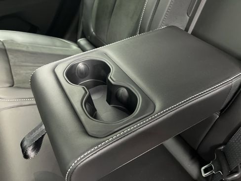 New 2025 Jeep Grand Cherokee Altitude image 23