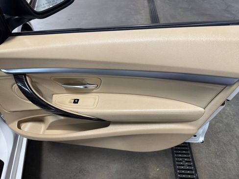 Used 2016 BMW 328i Gran Turismo xDrive 328i xDrive image 16