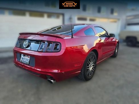 Used 2013 Ford Mustang Coupe image 5