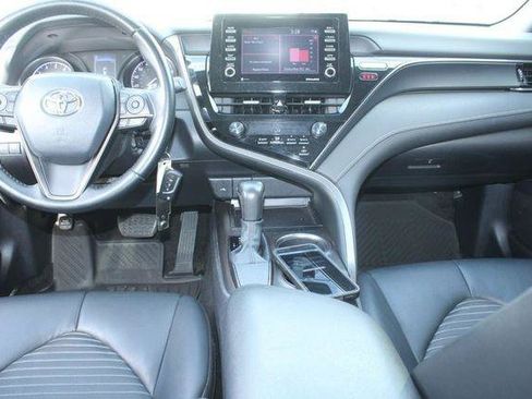 Certified 2021 Toyota Camry SE FWD image 11