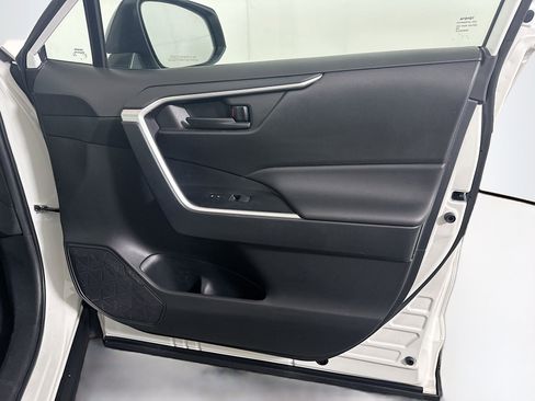 Used 2024 Toyota RAV4 LE image 32