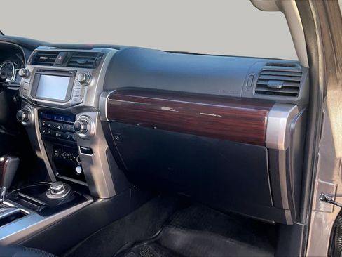 Used 2019 Toyota 4Runner Limited AWD/4WD image 19