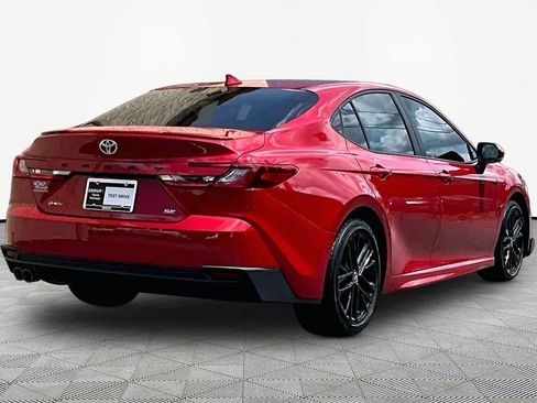 Used 2026 Toyota Camry SE w/ Convenience Package FWD image 13