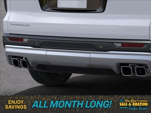 New 2025 Chevrolet Traverse LT w/ LPO, Floor Liner Package image 14
