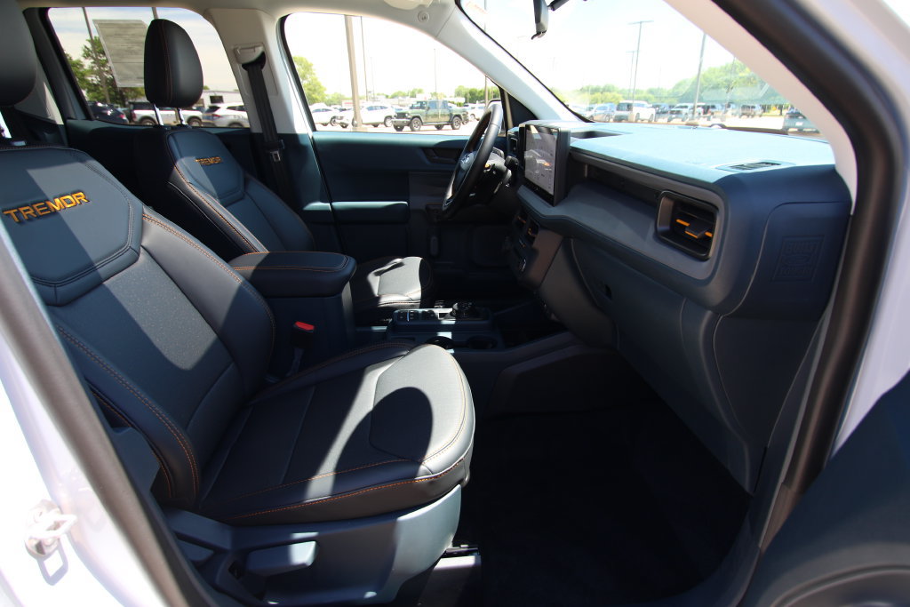 New 2026 Ford Maverick Tremor AWD/4WD image 9