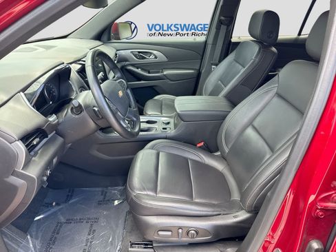 Used 2023 Chevrolet Traverse LT AWD/4WD image 23