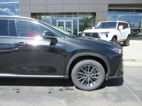Used 2025 Lexus NX 350h AWD w/ Accessory Package (2T) image 12