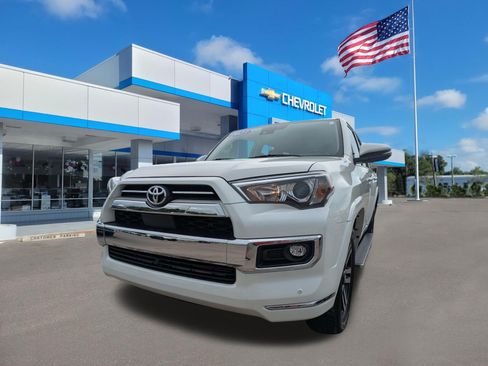 Used 2023 Toyota 4Runner Limited AWD/4WD image 7