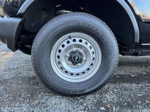 New 2025 Ford Bronco 4-Door image 12