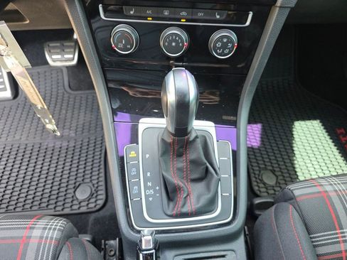 Used 2020 Volkswagen GTI S FWD image 28