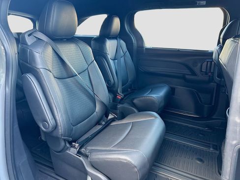 New 2025 Toyota Sienna XLE Woodland Edition AWD/4WD image 26