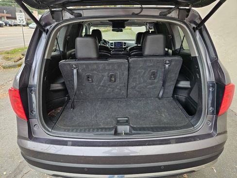 Used 2016 Honda Pilot Touring image 15