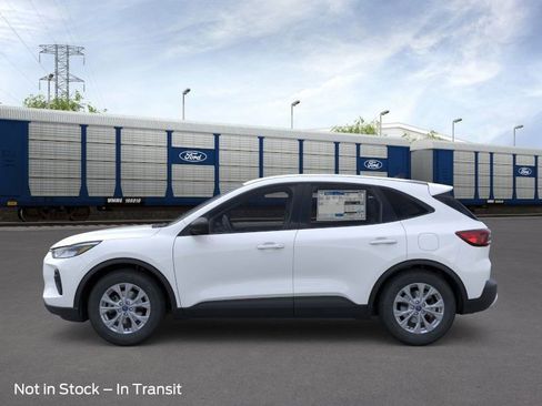 New 2026 Ford Escape Active AWD/4WD image 3