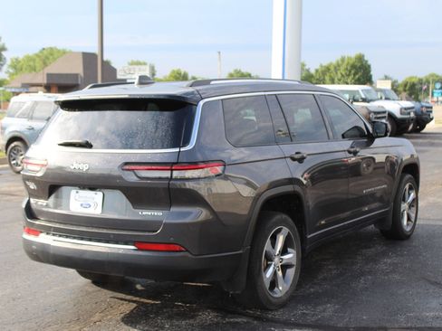 Used 2022 Jeep Grand Cherokee L Limited w/ MOPAR Finishing Package AWD/4WD image 6