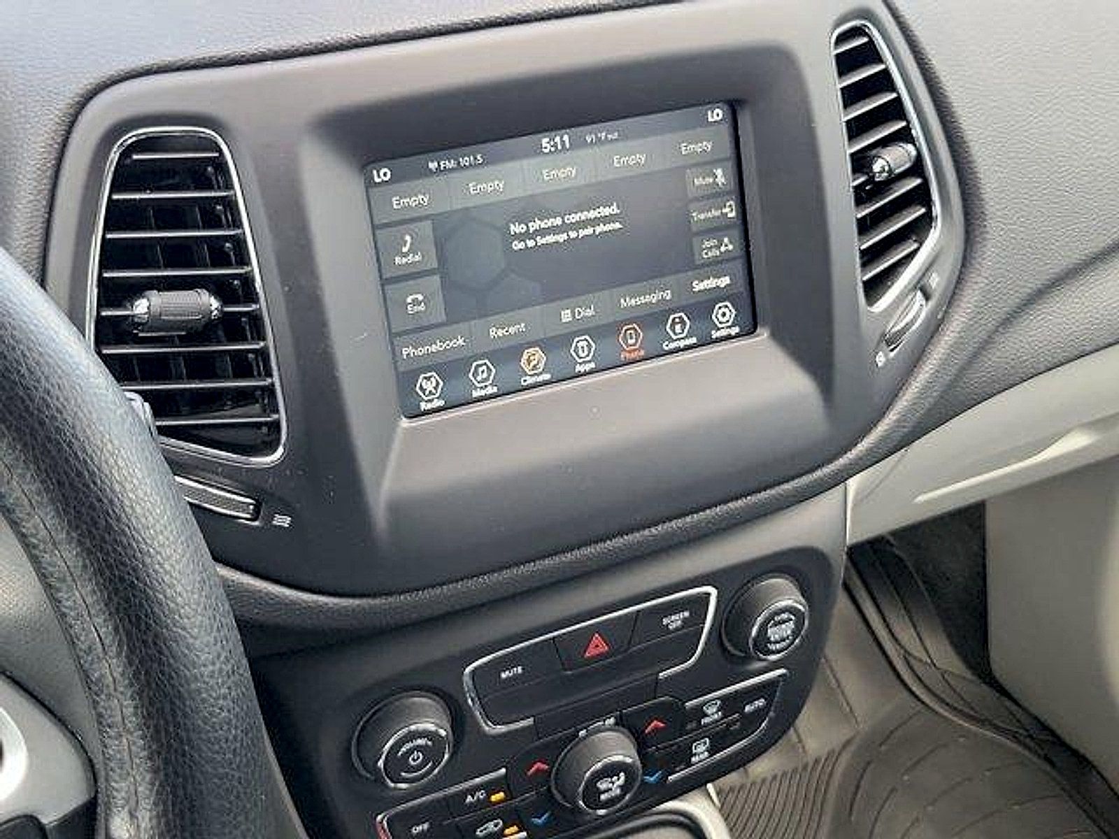 Certified 2019 Jeep Compass Latitude w/ Popular Equipment Group FWD image 27