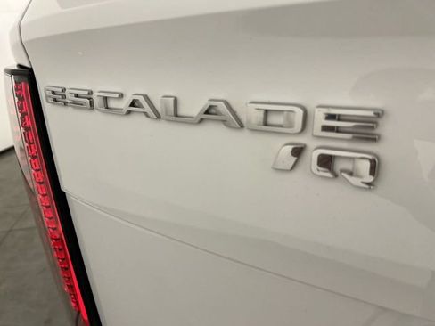 Certified 2025 Cadillac Escalade IQ Sport 2 AWD/4WD image 32
