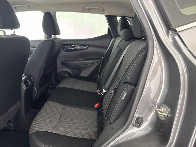 Used 2020 Nissan Rogue Sport SV AWD/4WD image 28