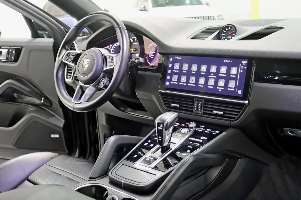 Used 2022 Porsche Cayenne S AWD/4WD image 34