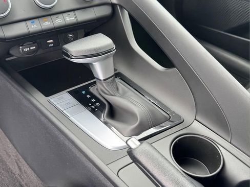 New 2026 Hyundai Elantra SE w/ Cargo Package FWD image 27