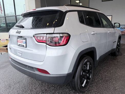 New 2026 Jeep Compass Latitude image 6