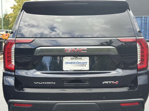 Used 2023 GMC Yukon AT4 w/ AT4 Premium Package AWD/4WD image 24