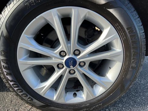 Used 2018 Ford Escape SEL AWD/4WD image 13