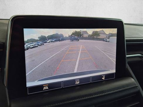 Used 2021 GMC Yukon XL SLE w/ Gmc Pro Safety Plus Package AWD/4WD image 11