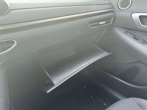 Certified 2022 Hyundai Sonata SE w/ Cargo Package image 24