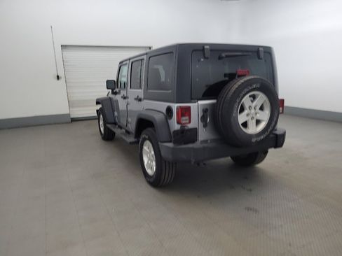 Used 2018 Jeep Wrangler Unlimited Sport S image 5