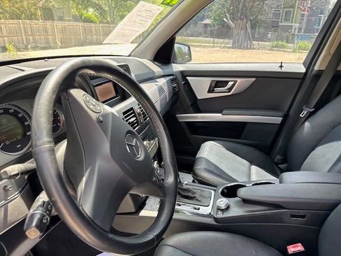 Used 2011 Mercedes-Benz GLK 350 2WD image 33