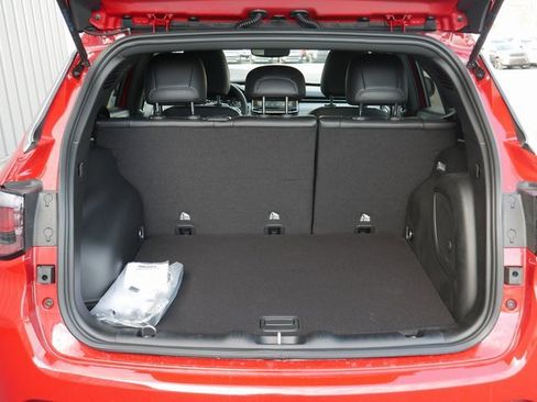 Used 2024 Jeep Compass Latitude w/ Sun and Sound Group image 9