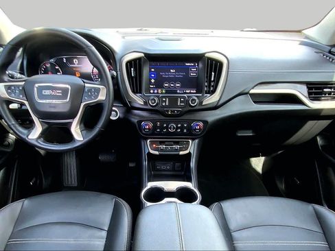 Used 2024 GMC Terrain Denali w/ Denali Premium Package AWD/4WD image 14