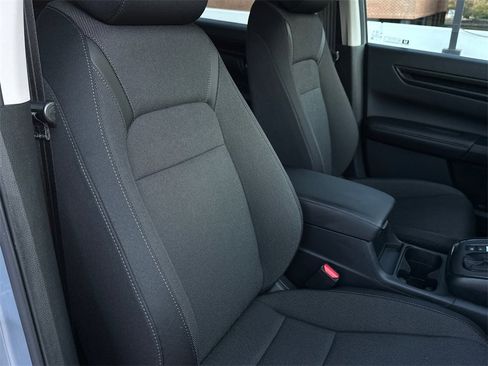 Certified 2025 Honda CR-V LX image 10