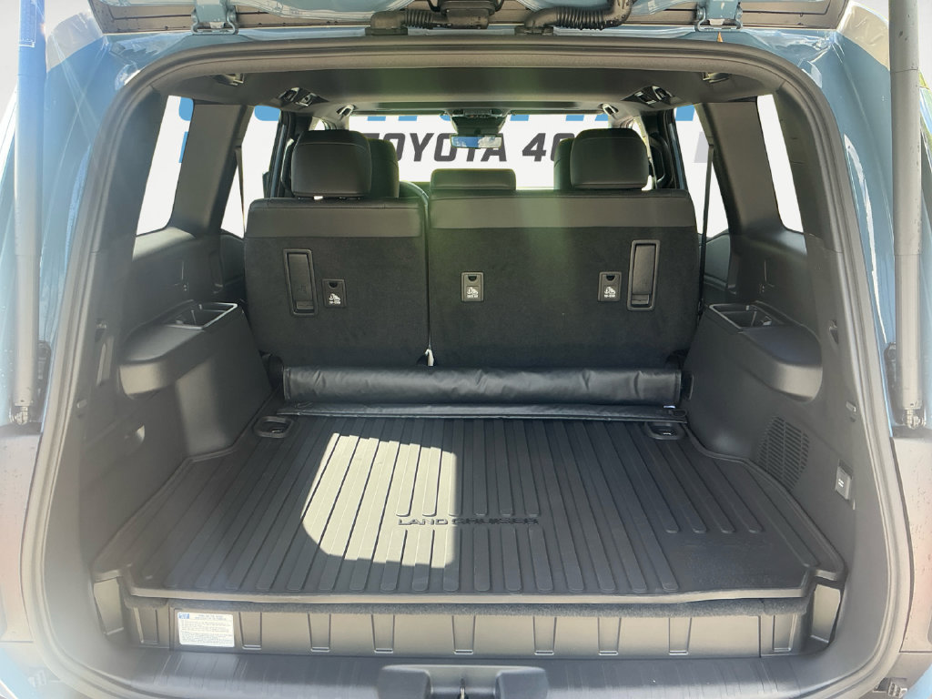 Used 2025 Toyota Land Cruiser w/ Premium Package AWD/4WD image 17