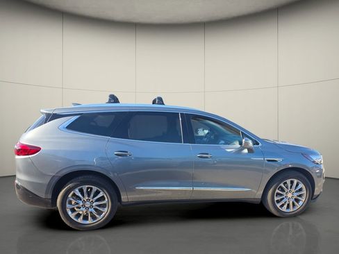 Used 2019 Buick Enclave Premium w/ Trailering Package, 5000 lbs. AWD/4WD image 8