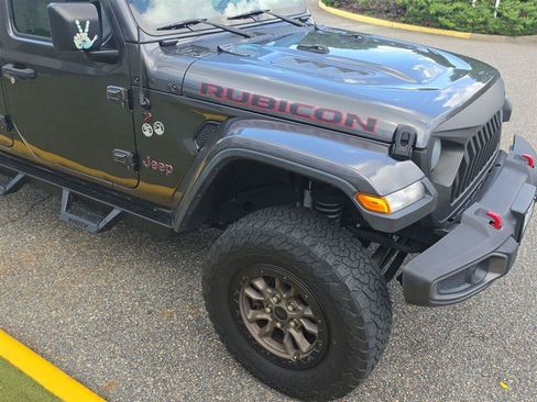 Used 2018 Jeep Wrangler Unlimited Rubicon AWD/4WD image 7